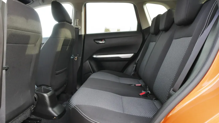 SUZUKI Vitara -