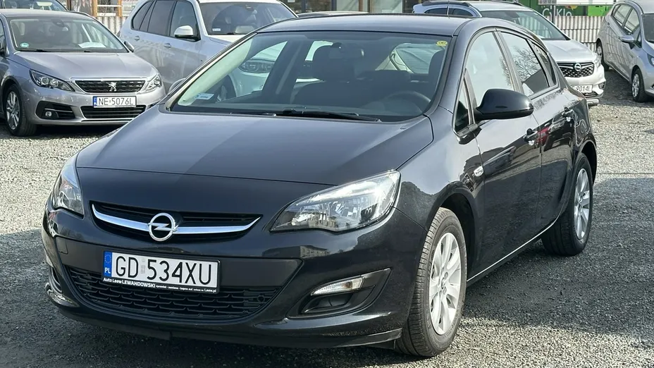 OPEL Astra -