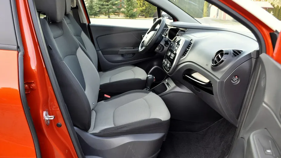 RENAULT Captur -