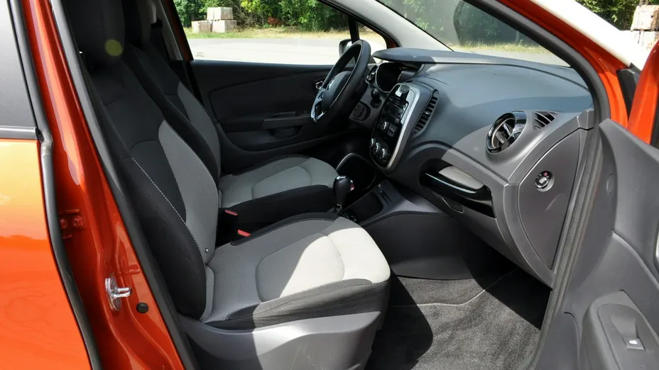 RENAULT Captur -