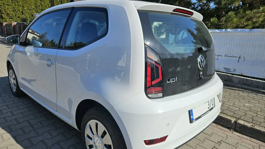 VOLKSWAGEN up! -