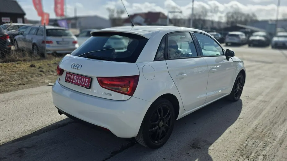 AUDI A1 -
