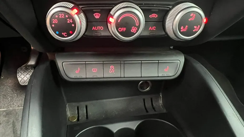 AUDI A1 -