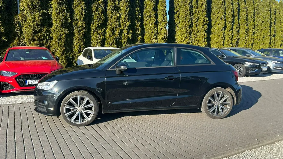 AUDI A1 -