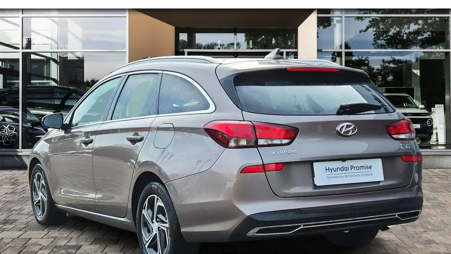 HYUNDAI i30 -