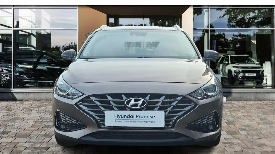 HYUNDAI i30 -