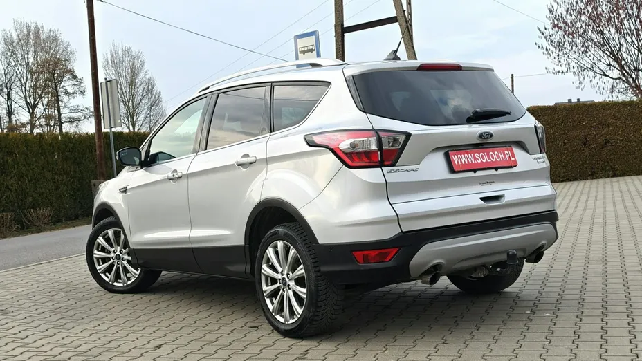 FORD Escape -