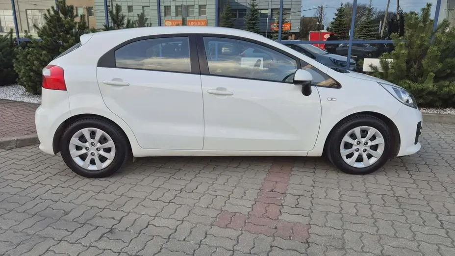 KIA Rio -