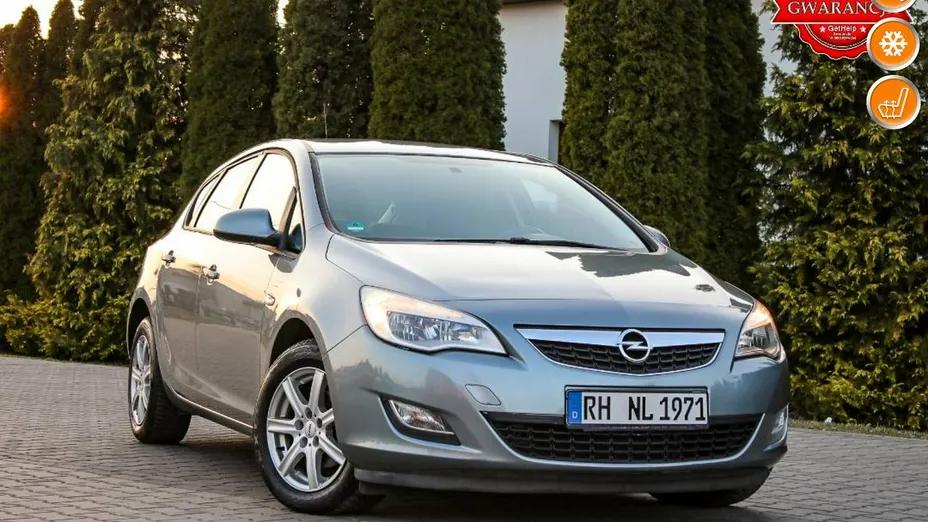 OPEL Astra -
