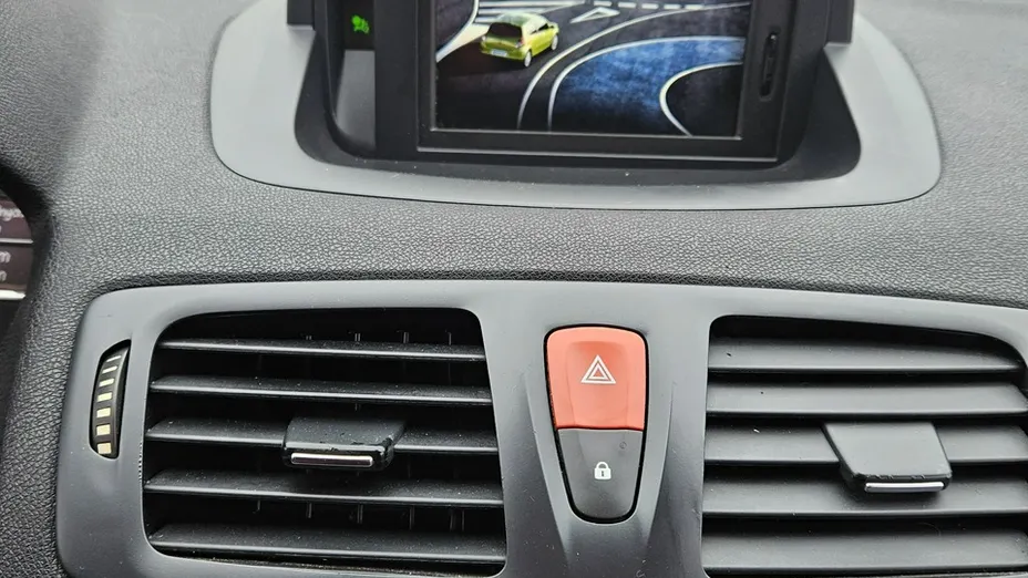 RENAULT Megane -