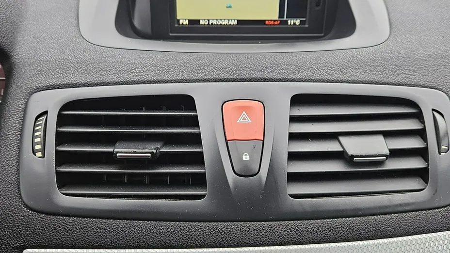 RENAULT Megane -