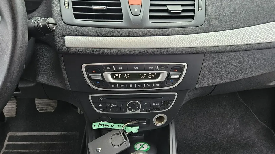 RENAULT Megane -