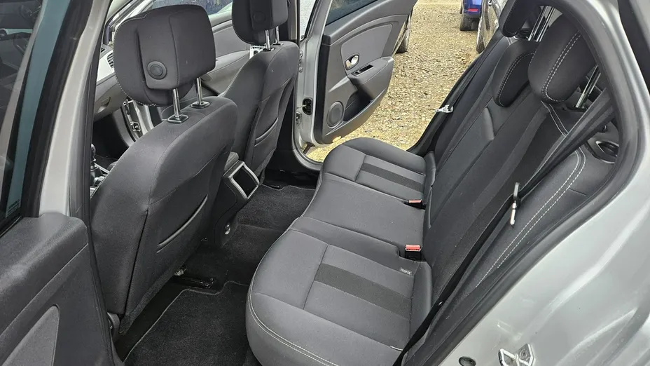 RENAULT Megane -