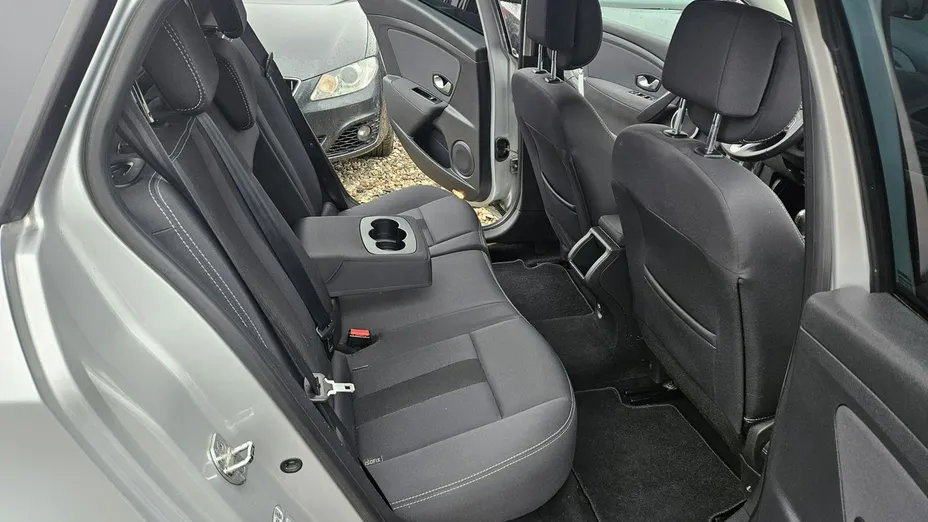 RENAULT Megane -