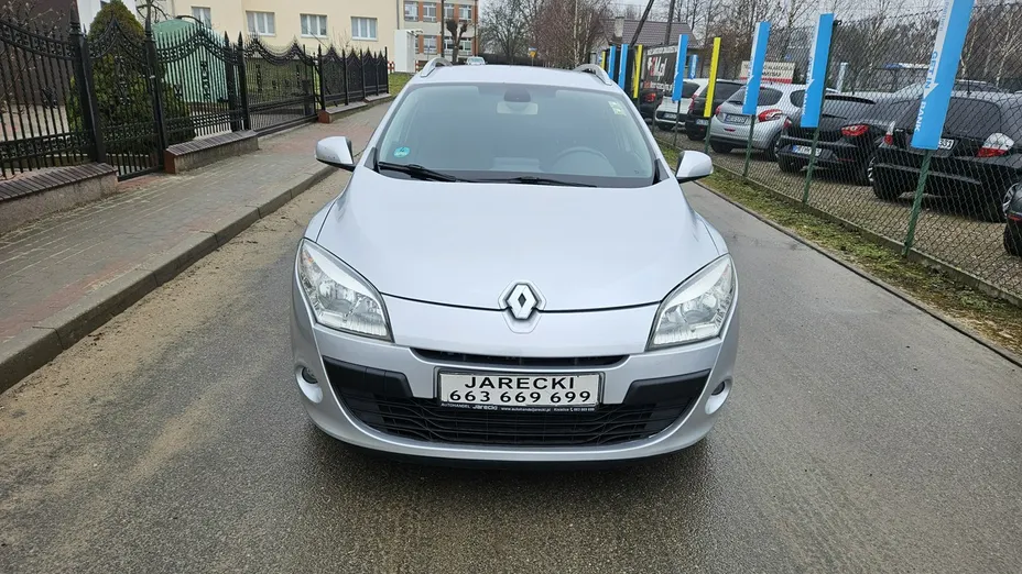RENAULT Megane -