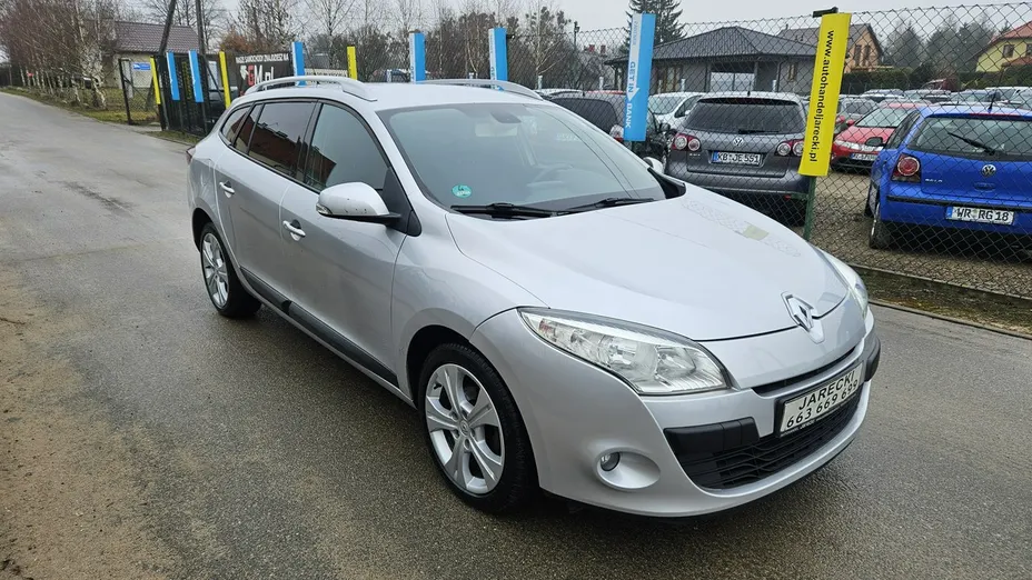 RENAULT Megane -