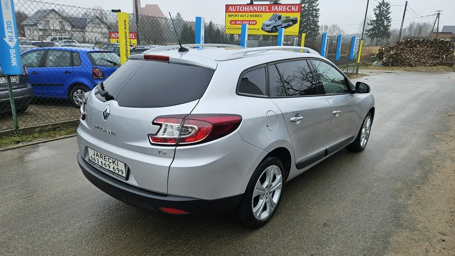 RENAULT Megane -