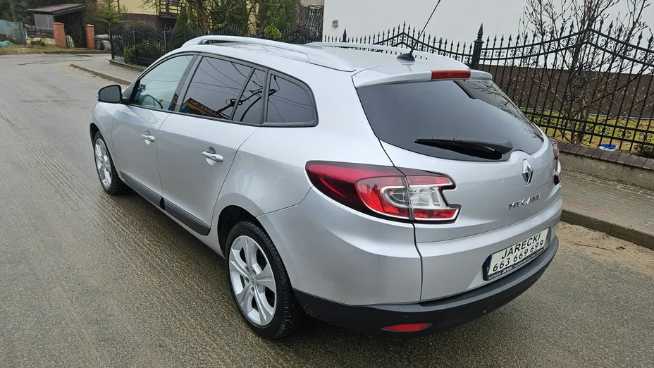 RENAULT Megane -