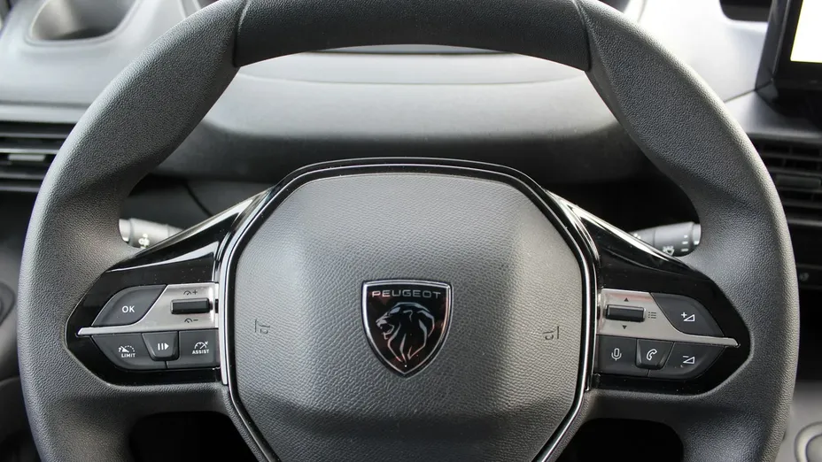 PEUGEOT Partner -
