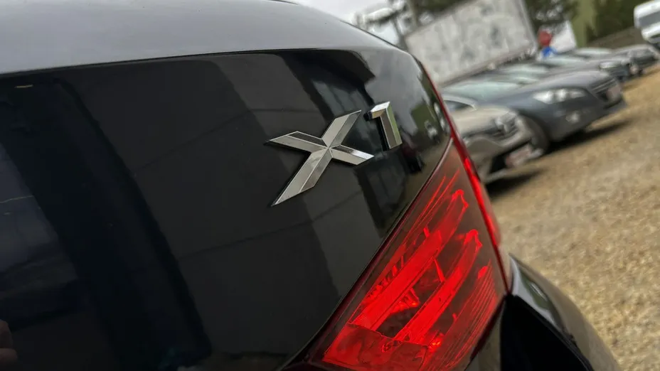 BMW X1 -