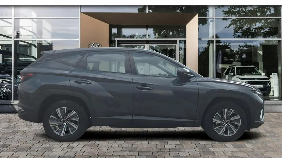 HYUNDAI Tucson -