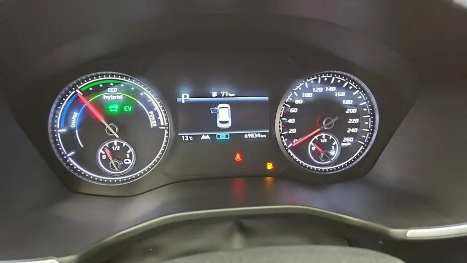 HYUNDAI Santa Fe -
