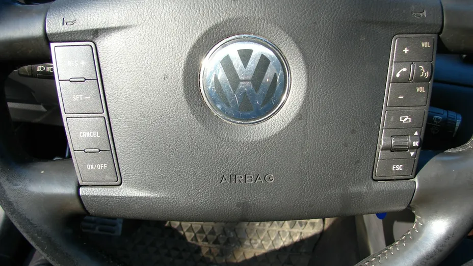 VOLKSWAGEN Phaeton -