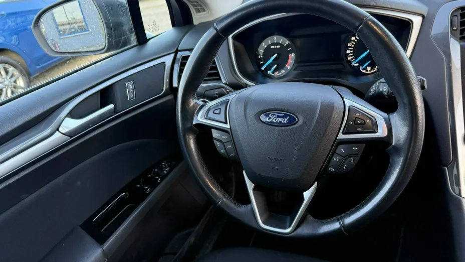 FORD Mondeo -