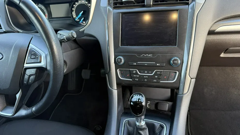 FORD Mondeo -