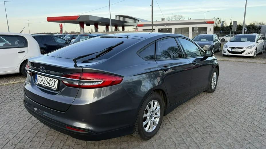 FORD Mondeo -