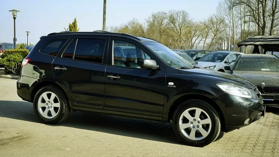HYUNDAI Santa Fe -