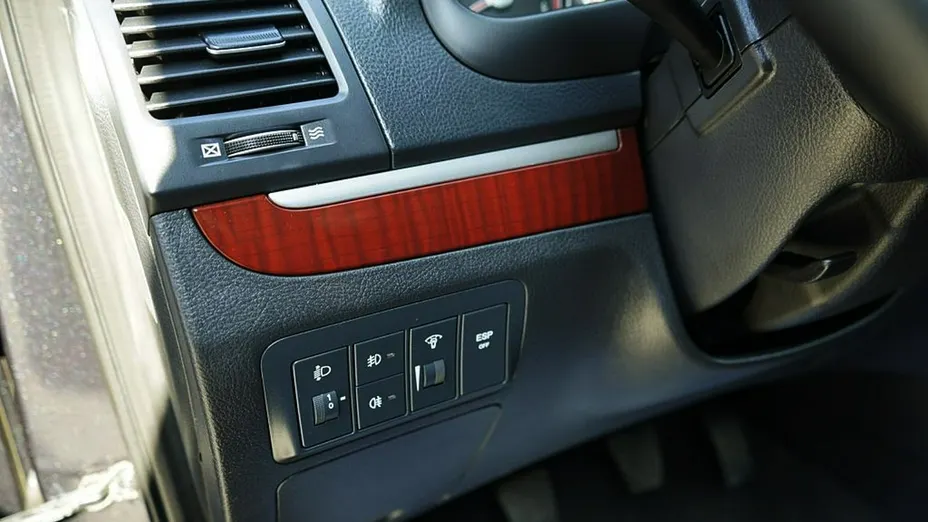 HYUNDAI Santa Fe -