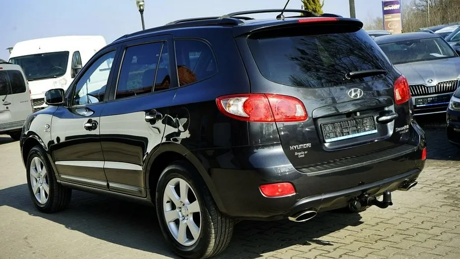 HYUNDAI Santa Fe -