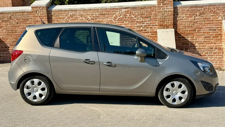 OPEL Meriva -