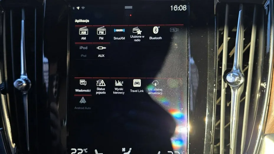 VOLVO S90 -
