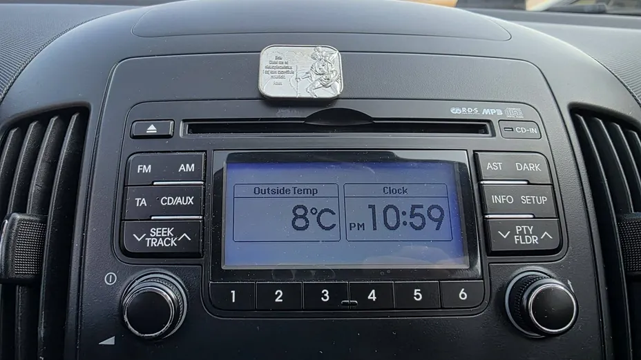 HYUNDAI i30 -