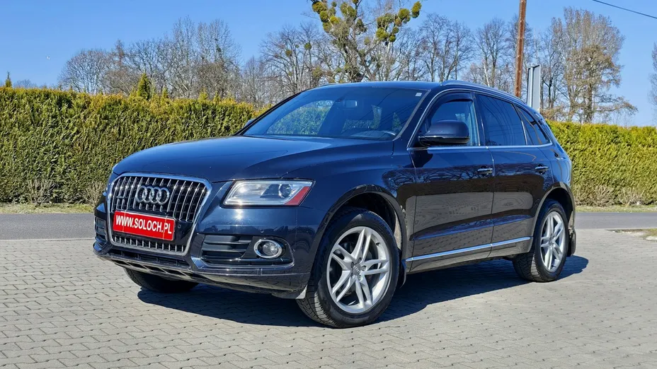 AUDI Q5 -