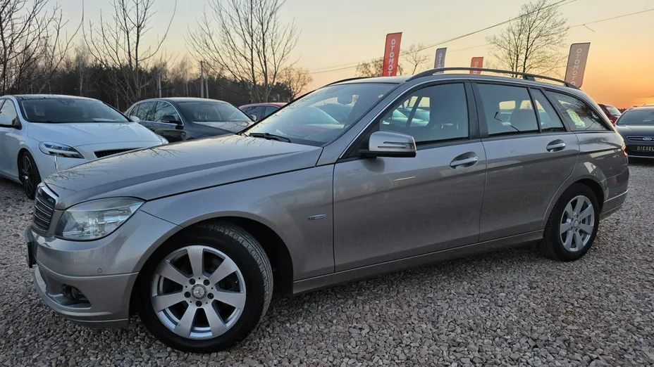 MERCEDES-BENZ C Klasa -