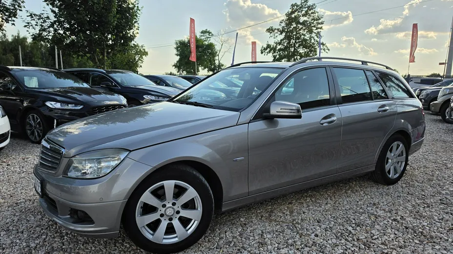 MERCEDES-BENZ C Klasa -