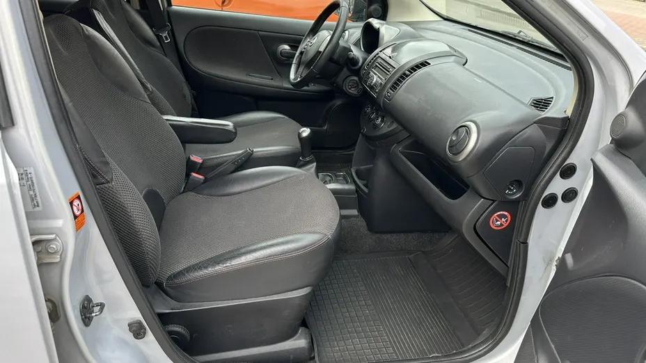 NISSAN Note -