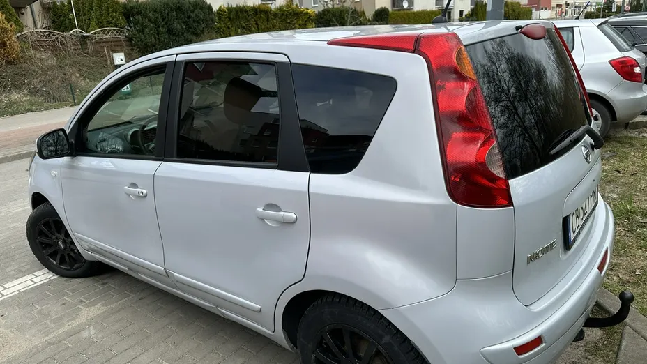 NISSAN Note -