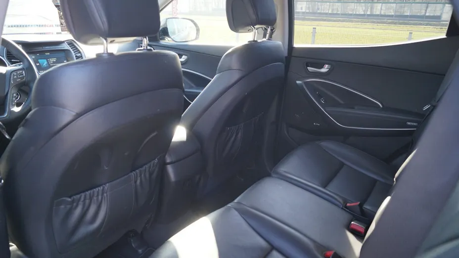 HYUNDAI Santa Fe -