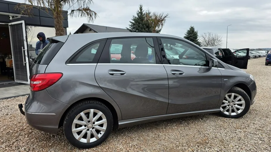 MERCEDES-BENZ B Klasa -