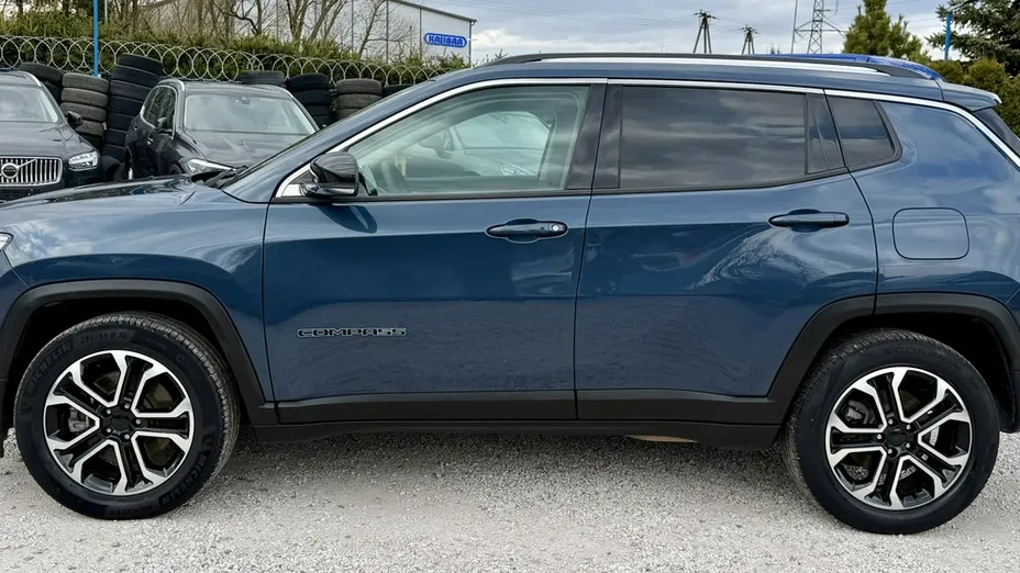 JEEP Compass -