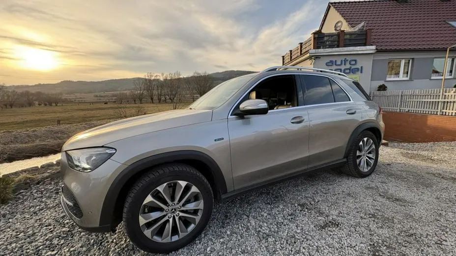 MERCEDES-BENZ GLE -