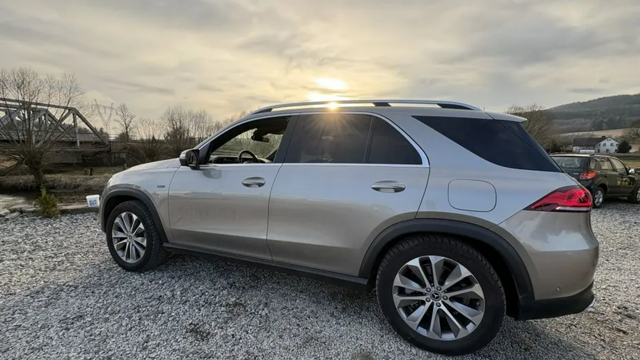 MERCEDES-BENZ GLE -
