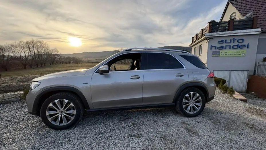 MERCEDES-BENZ GLE -