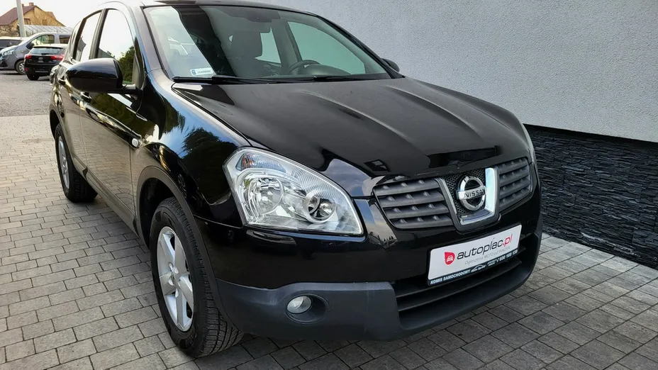 NISSAN Qashqai -