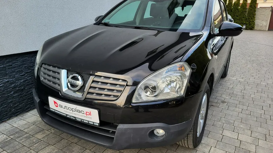NISSAN Qashqai -