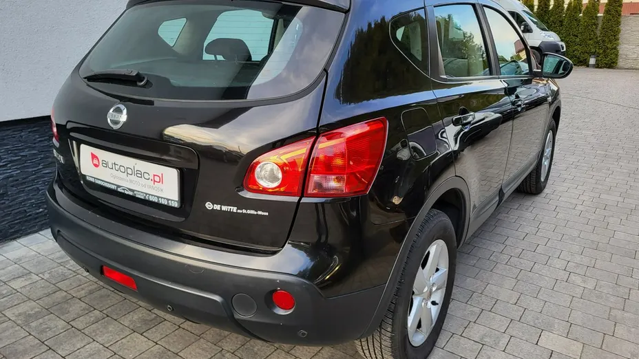 NISSAN Qashqai -